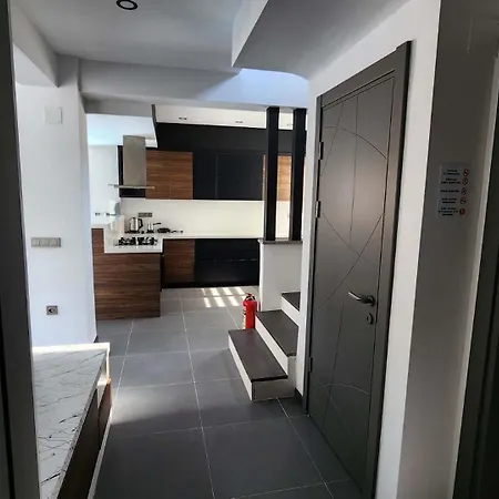 Cesur C4 Oezel Havuzlu 달라만