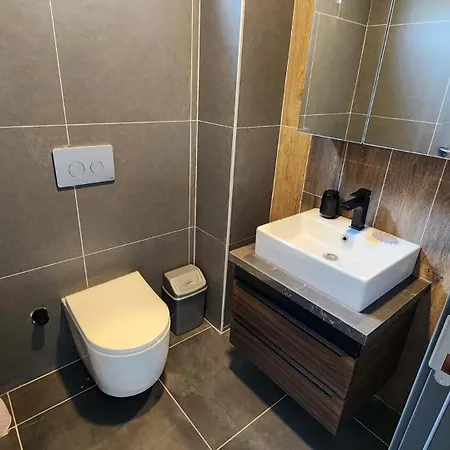 Cesur C4 Oezel Havuzlu * 달라만